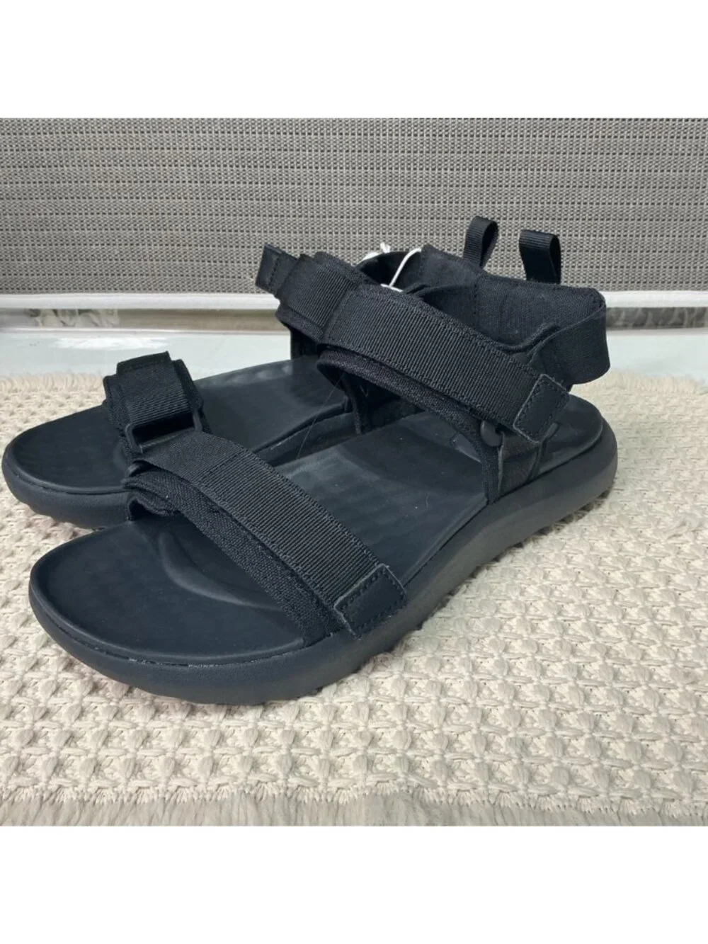 Hey Dude Men's Lightweight Fabric Strap Sport Trekking Sandals Carson Men's Sz 9